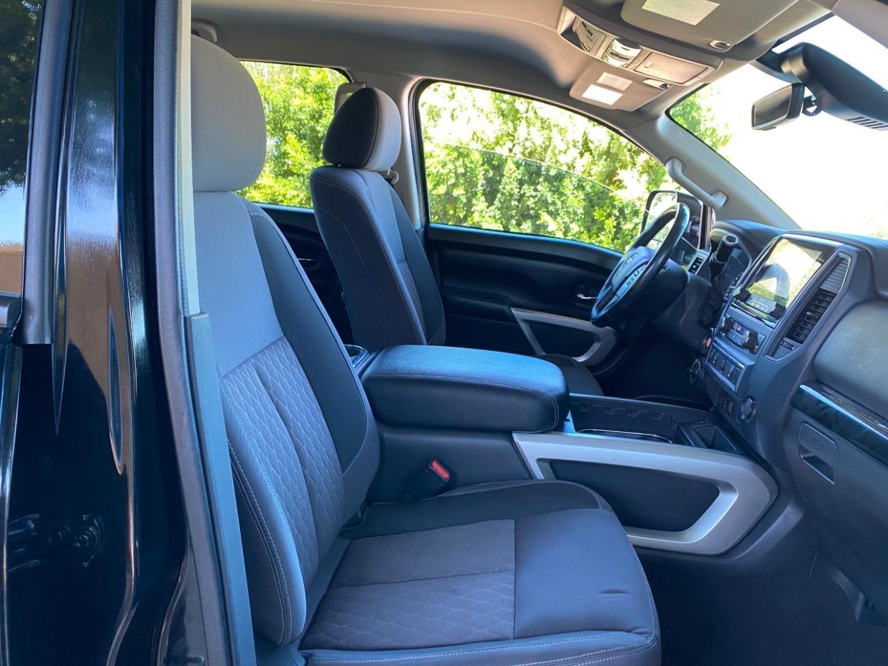 Nissan Titan XD SV 2024