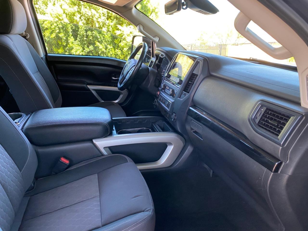 Nissan Titan XD SV 2024