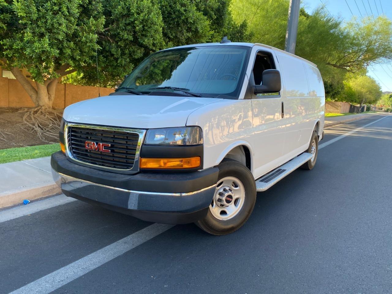 GMC Savana G2500 Cargo 2025