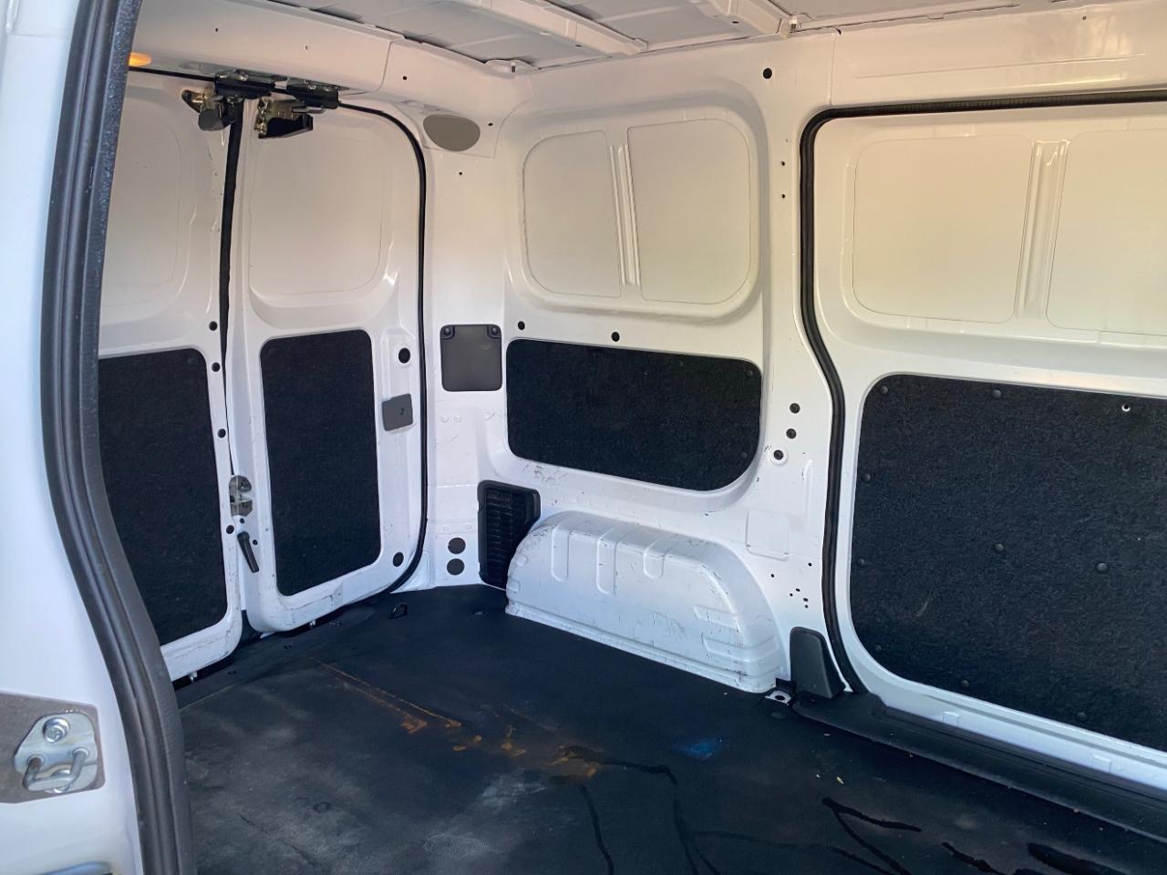 Nissan NV200 SV 2018
