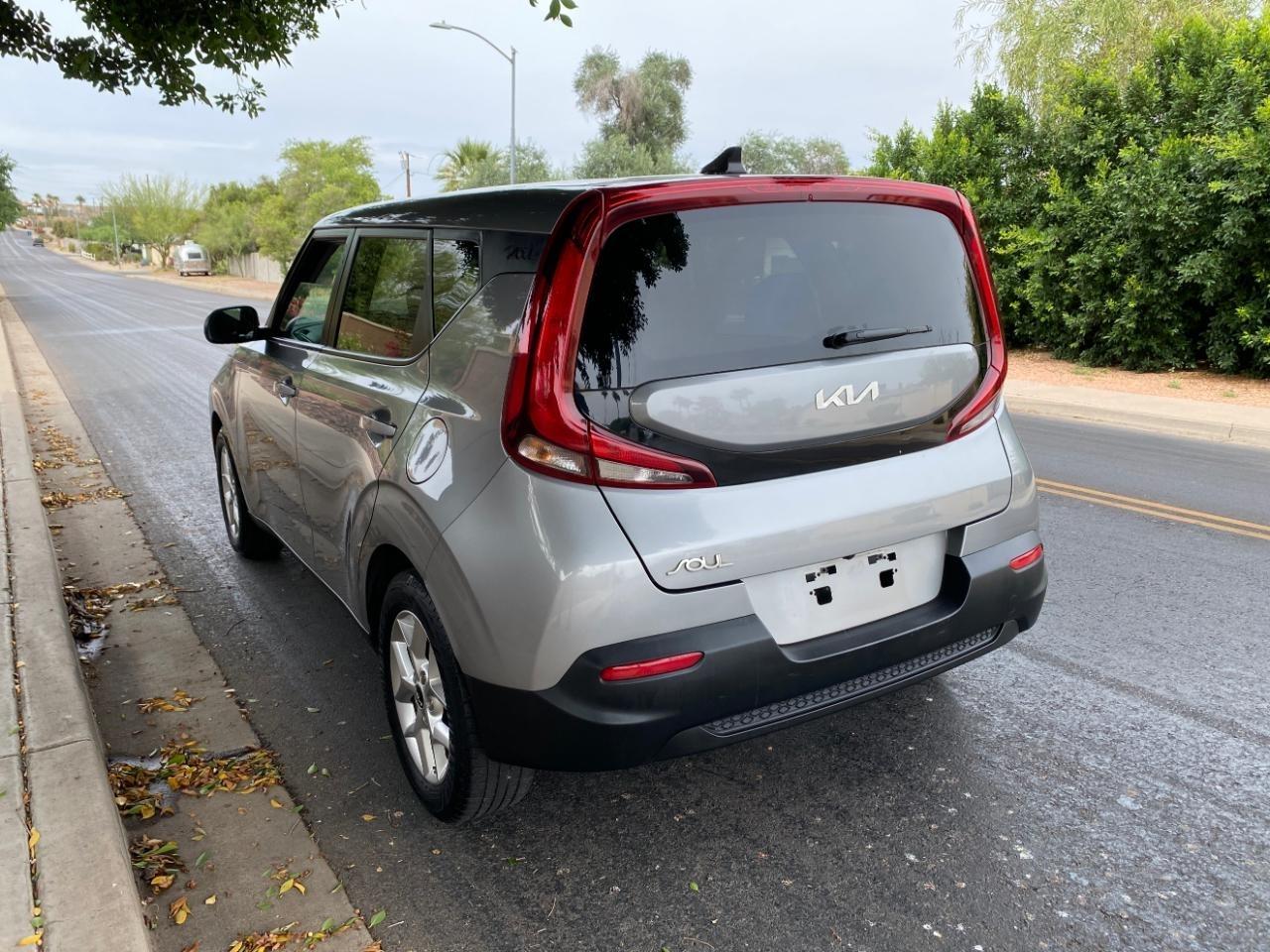 Kia Soul LX CVT 2022