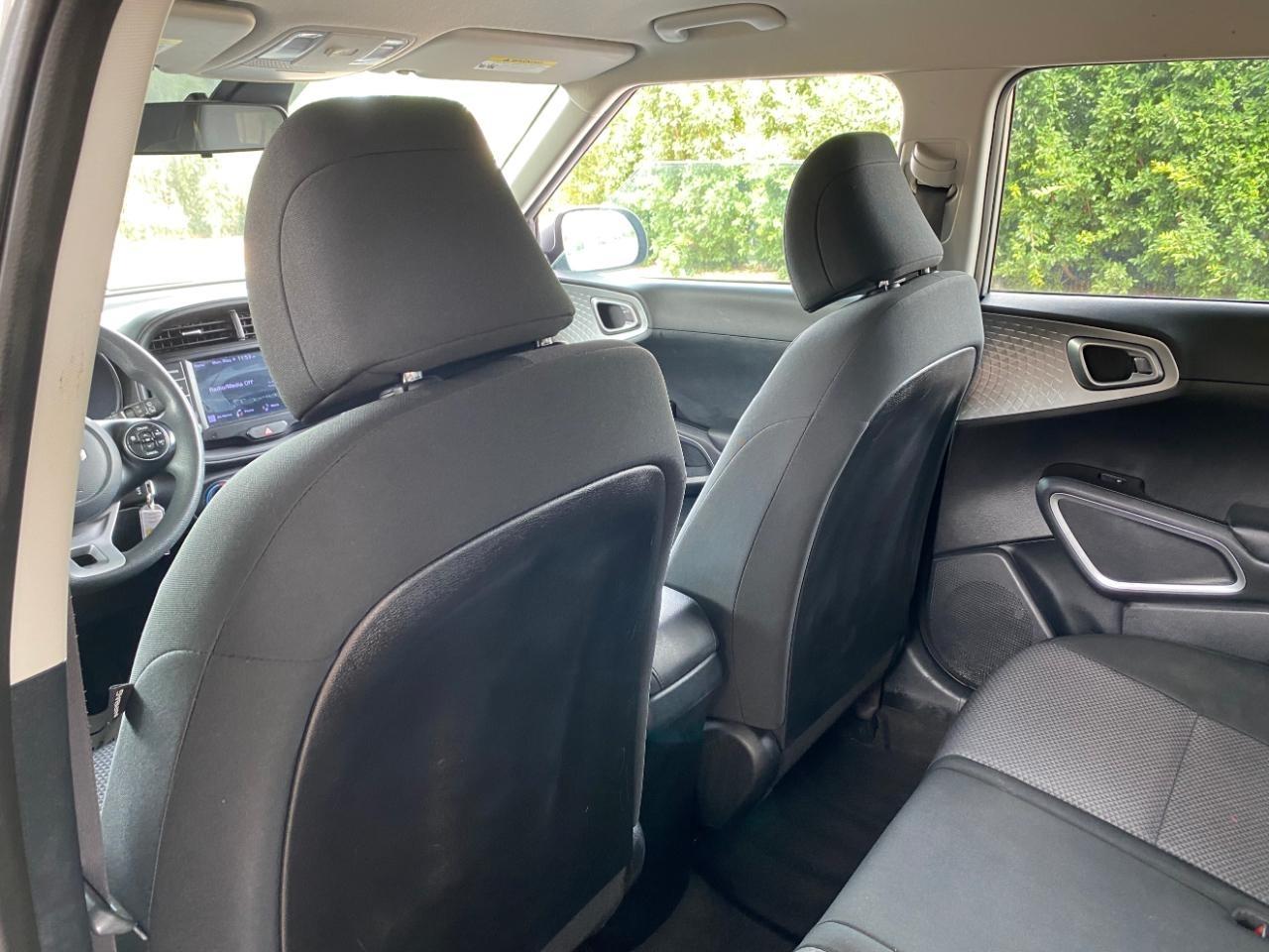 Kia Soul LX CVT 2022