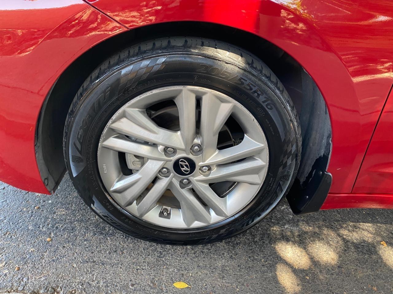 Hyundai Elantra Limited 2020