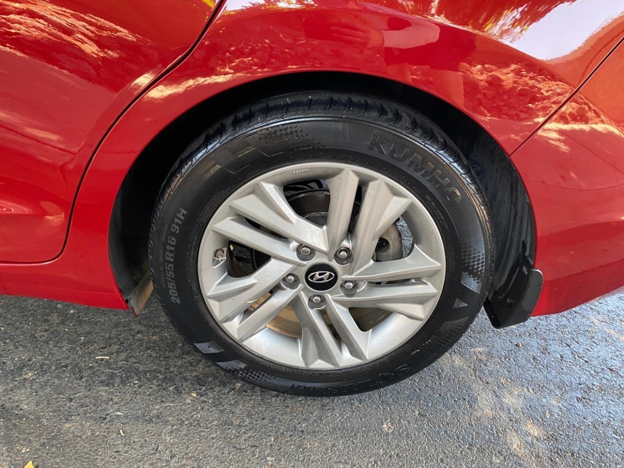 Hyundai Elantra Limited 2020