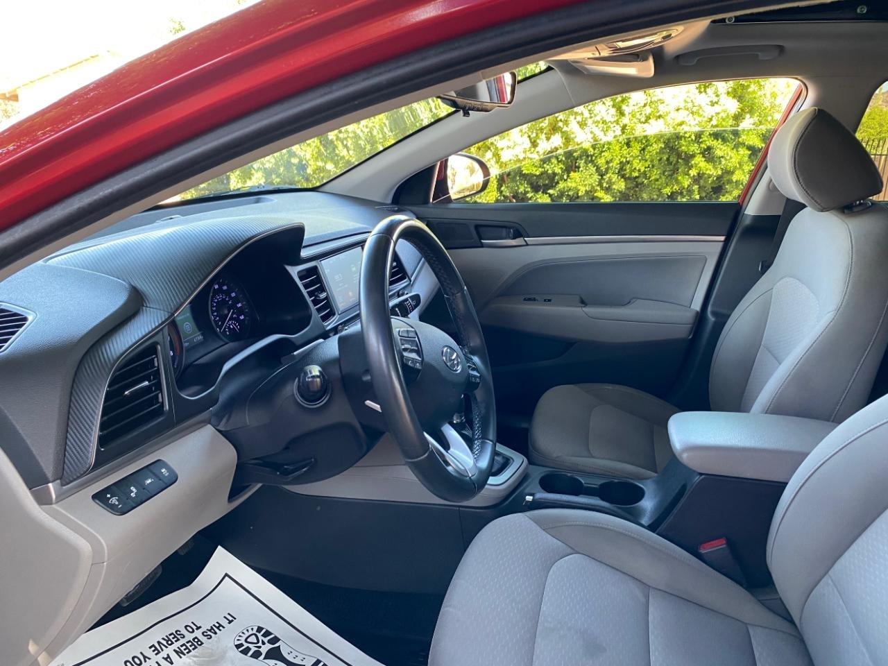 Hyundai Elantra Limited 2020