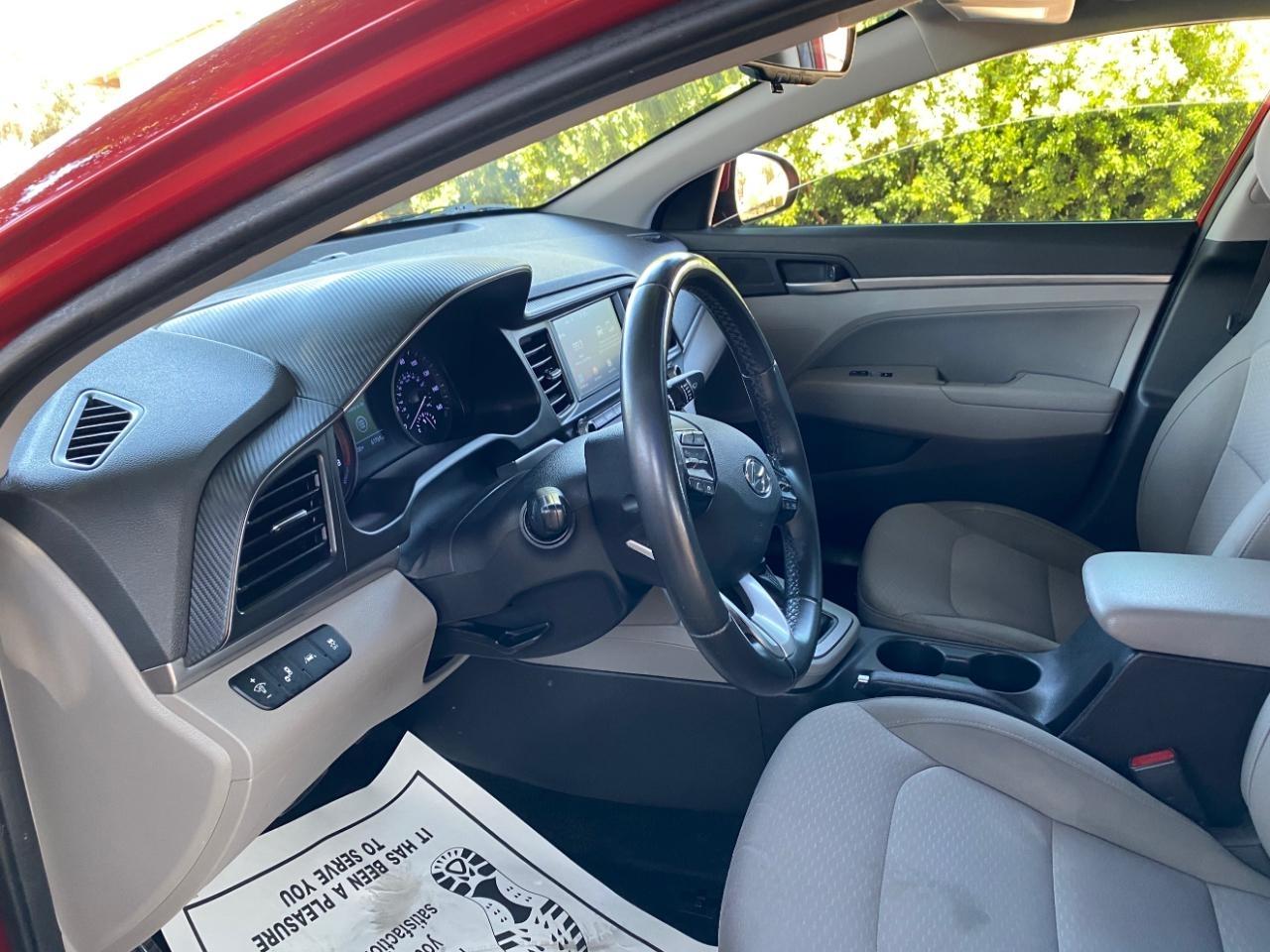 Hyundai Elantra Limited 2020