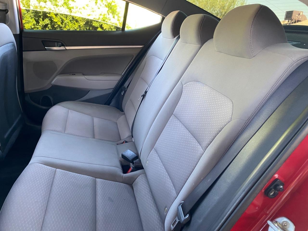 Hyundai Elantra Limited 2020