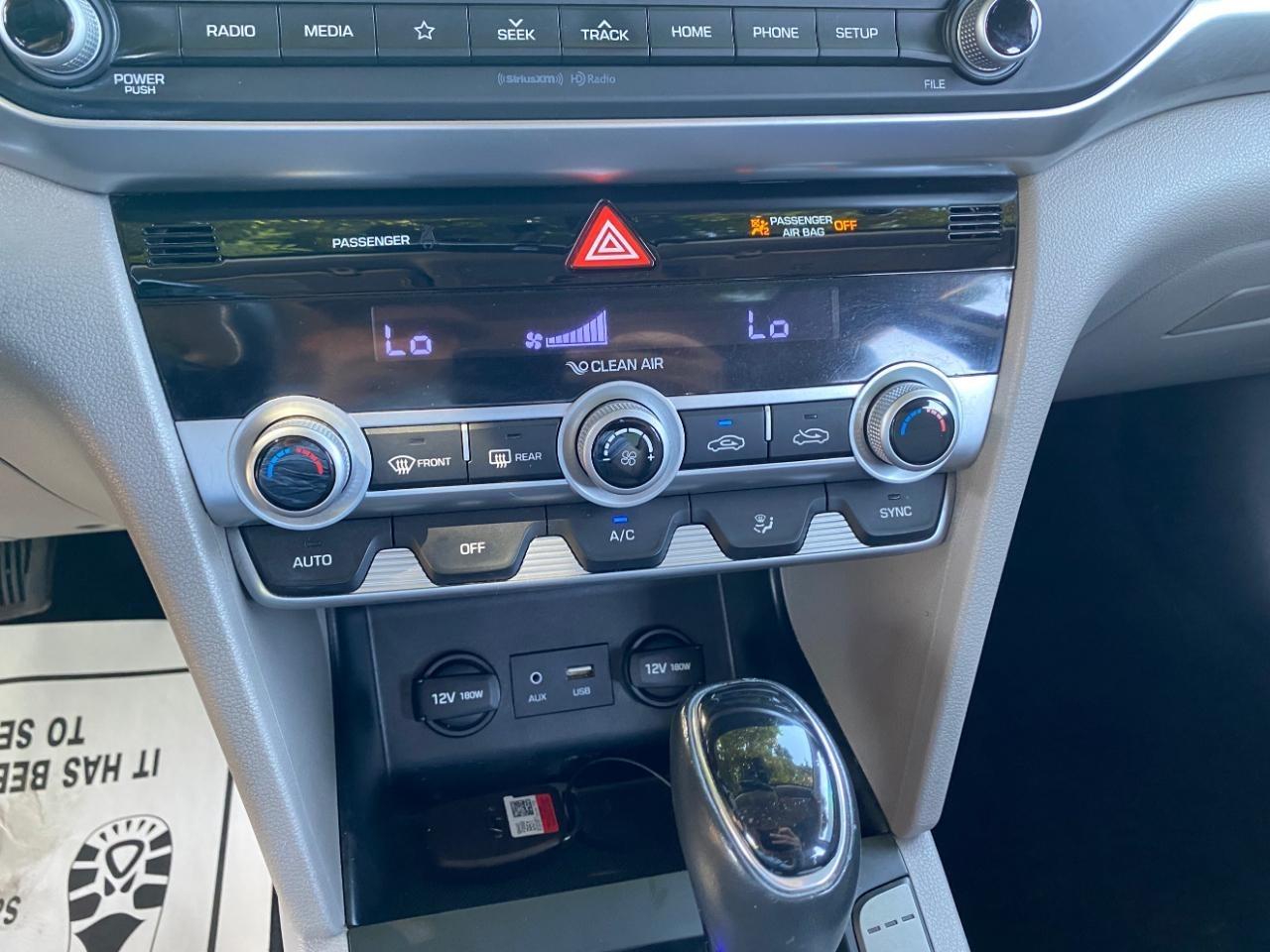 Hyundai Elantra Limited 2020