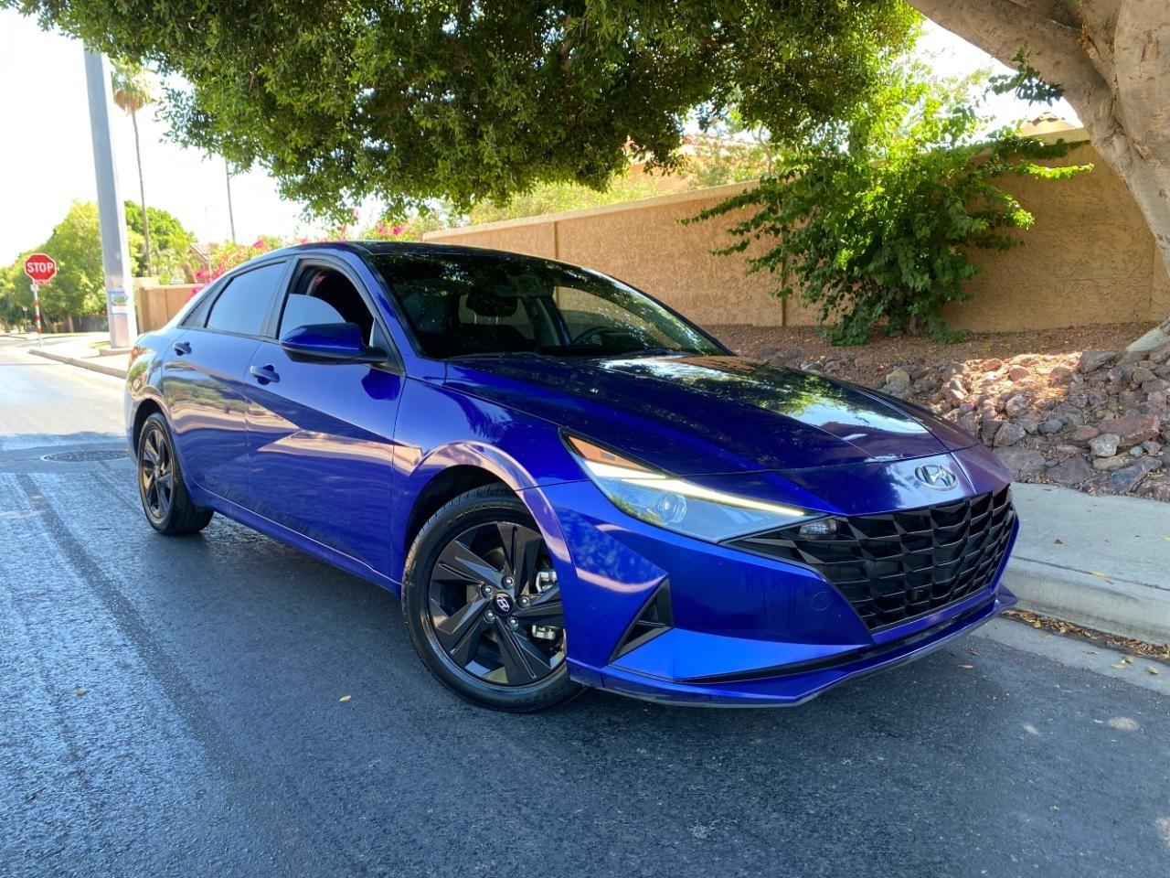 Hyundai Elantra Blue Hybrid 2021