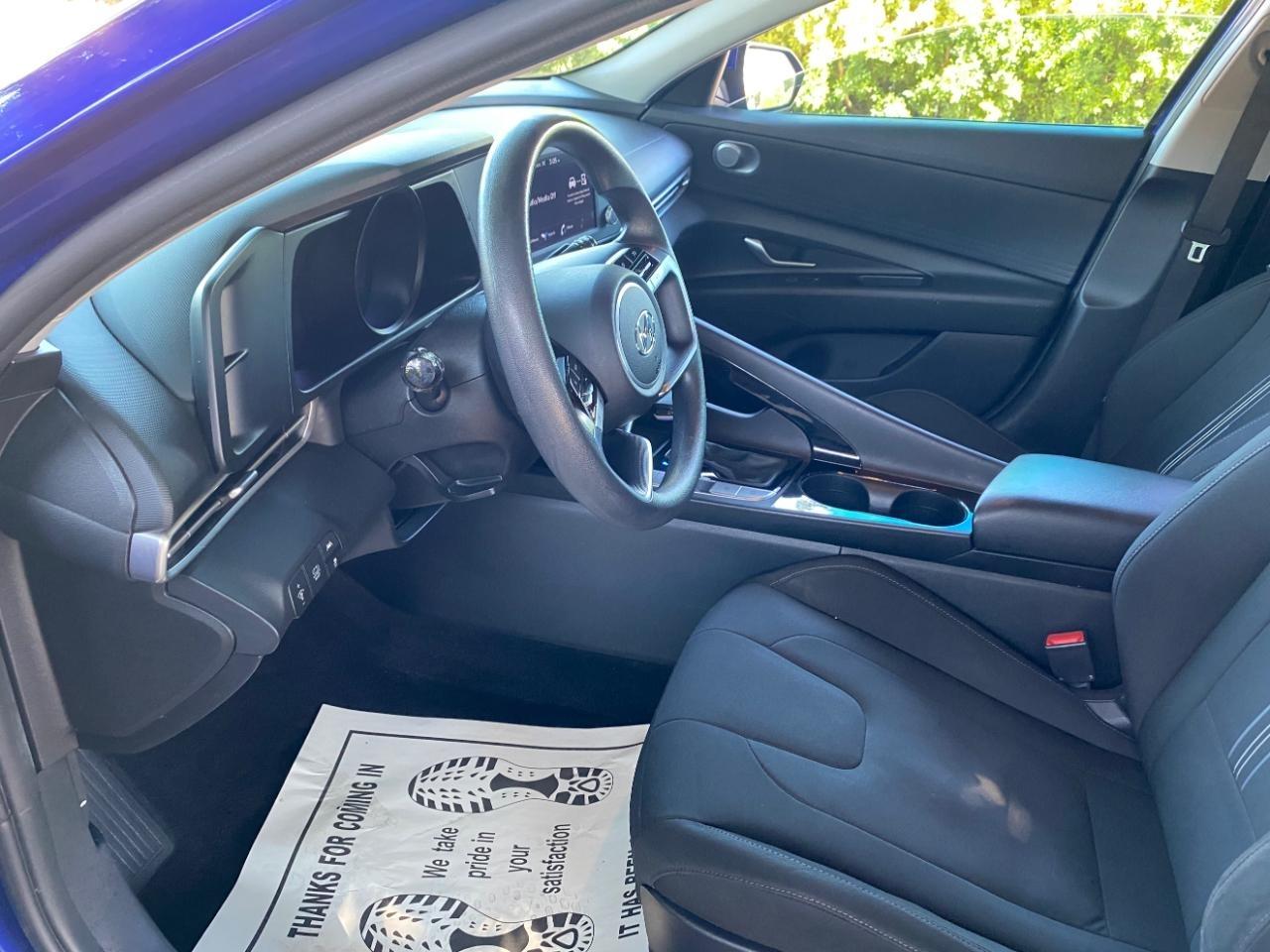 Hyundai Elantra Blue Hybrid 2021
