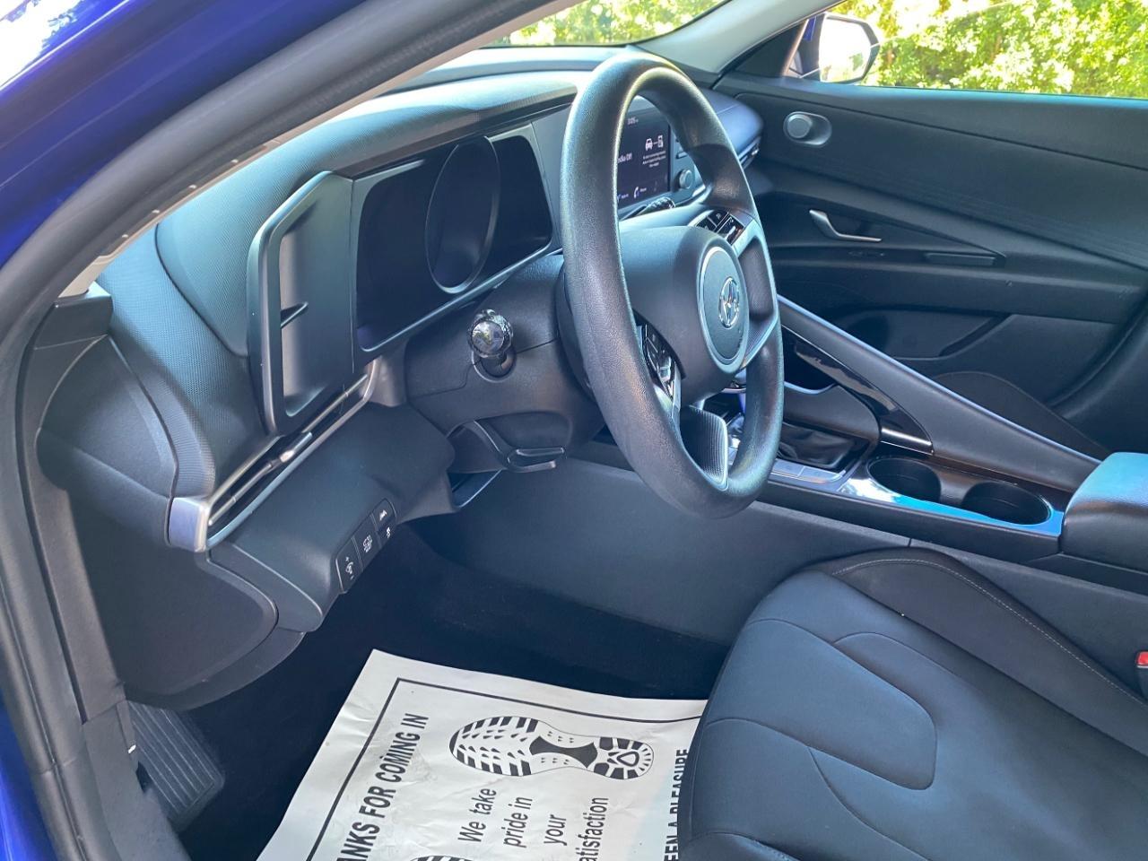 Hyundai Elantra Blue Hybrid 2021