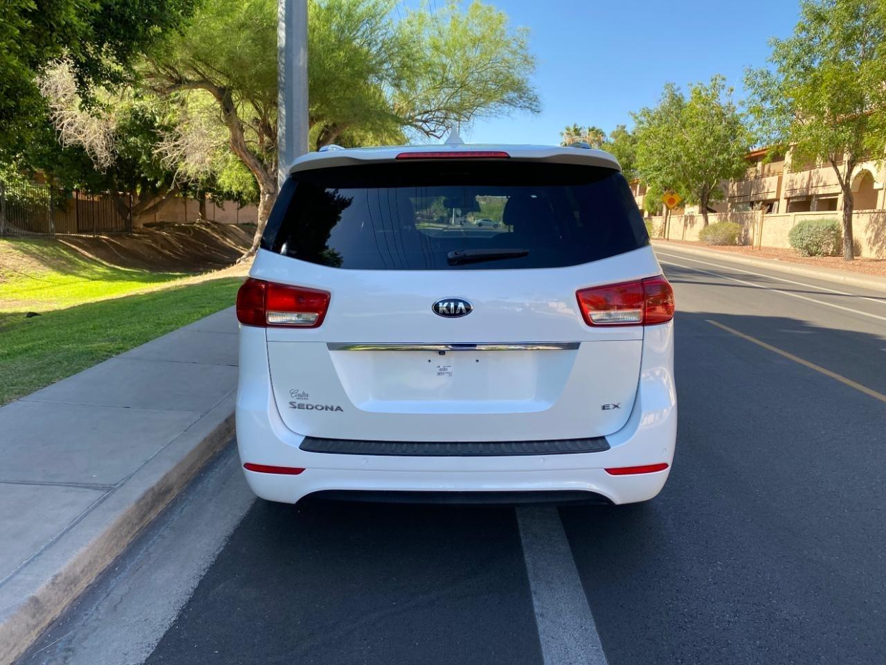 Kia Sedona EX 2018