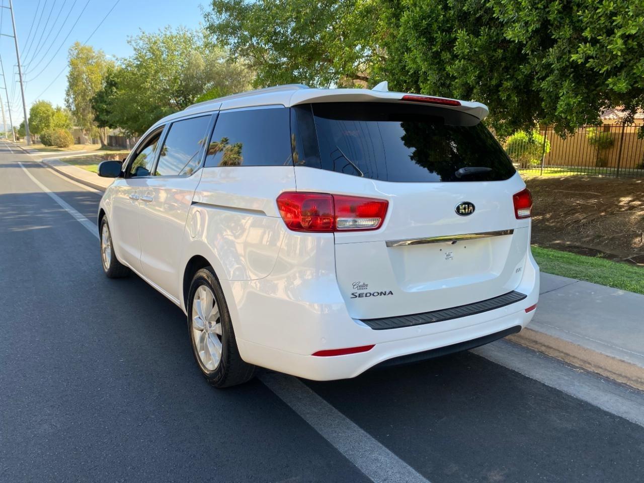 Kia Sedona EX 2018