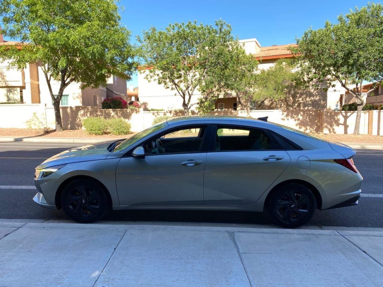 Hyundai Elantra SEL 2021