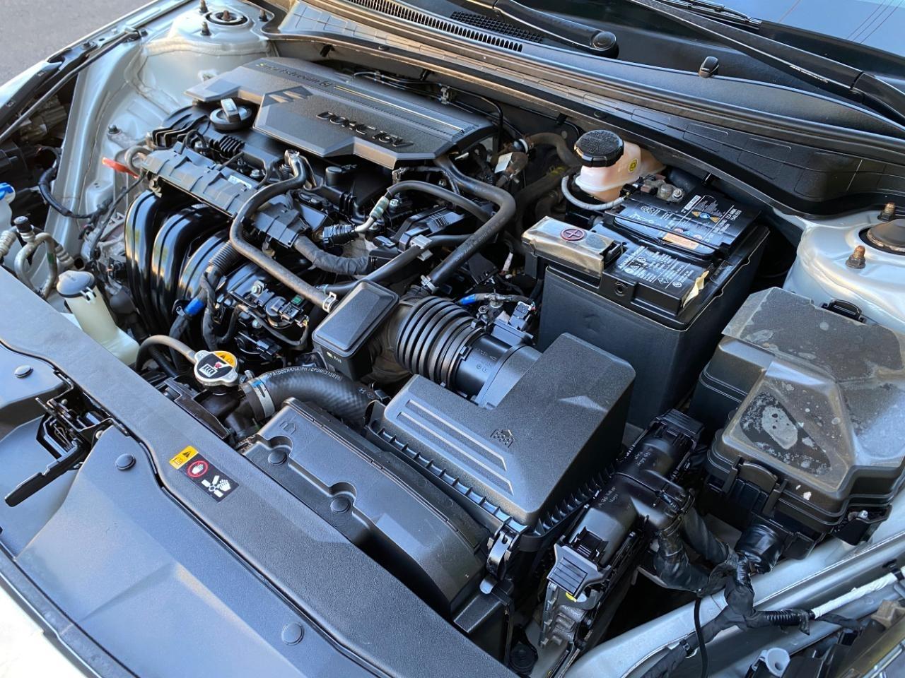 Hyundai Elantra SEL 2021