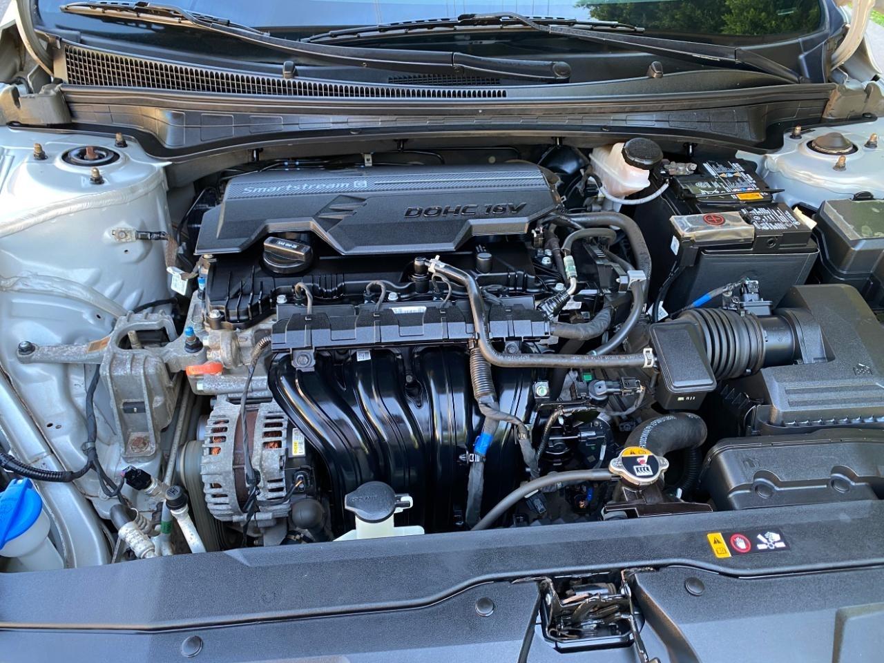 Hyundai Elantra SEL 2021