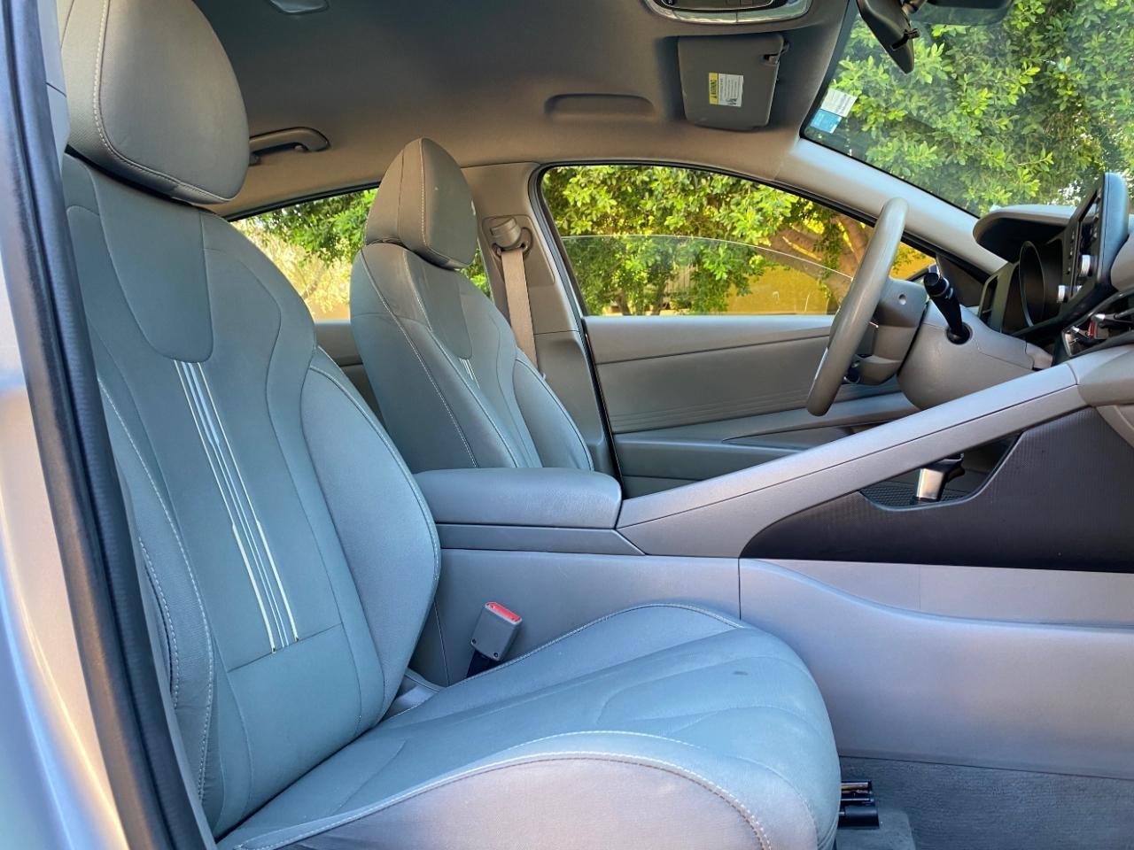 Hyundai Elantra SEL 2021