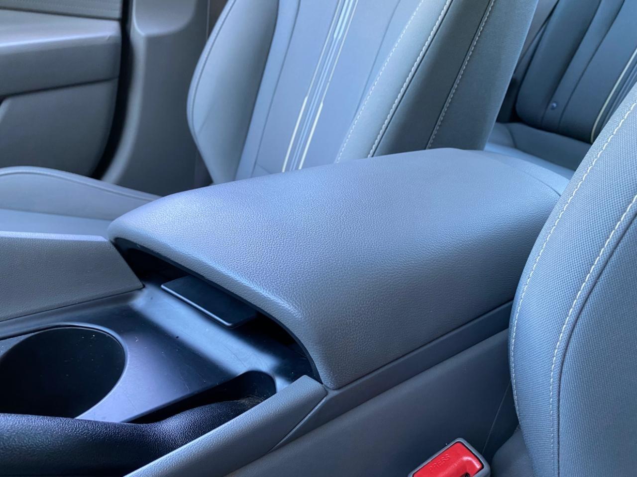 Hyundai Elantra SEL 2021