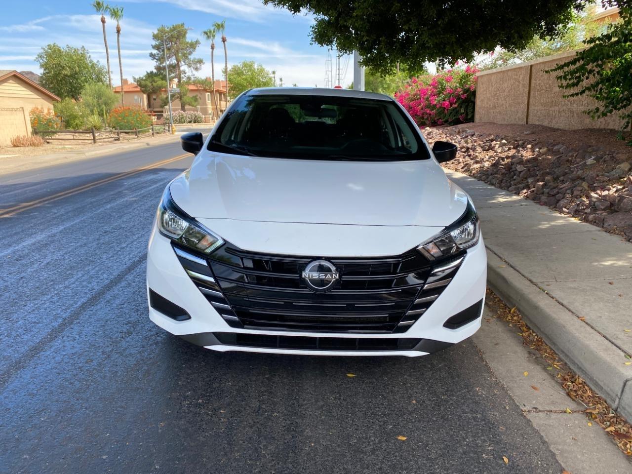 Nissan Versa S CVT 2024