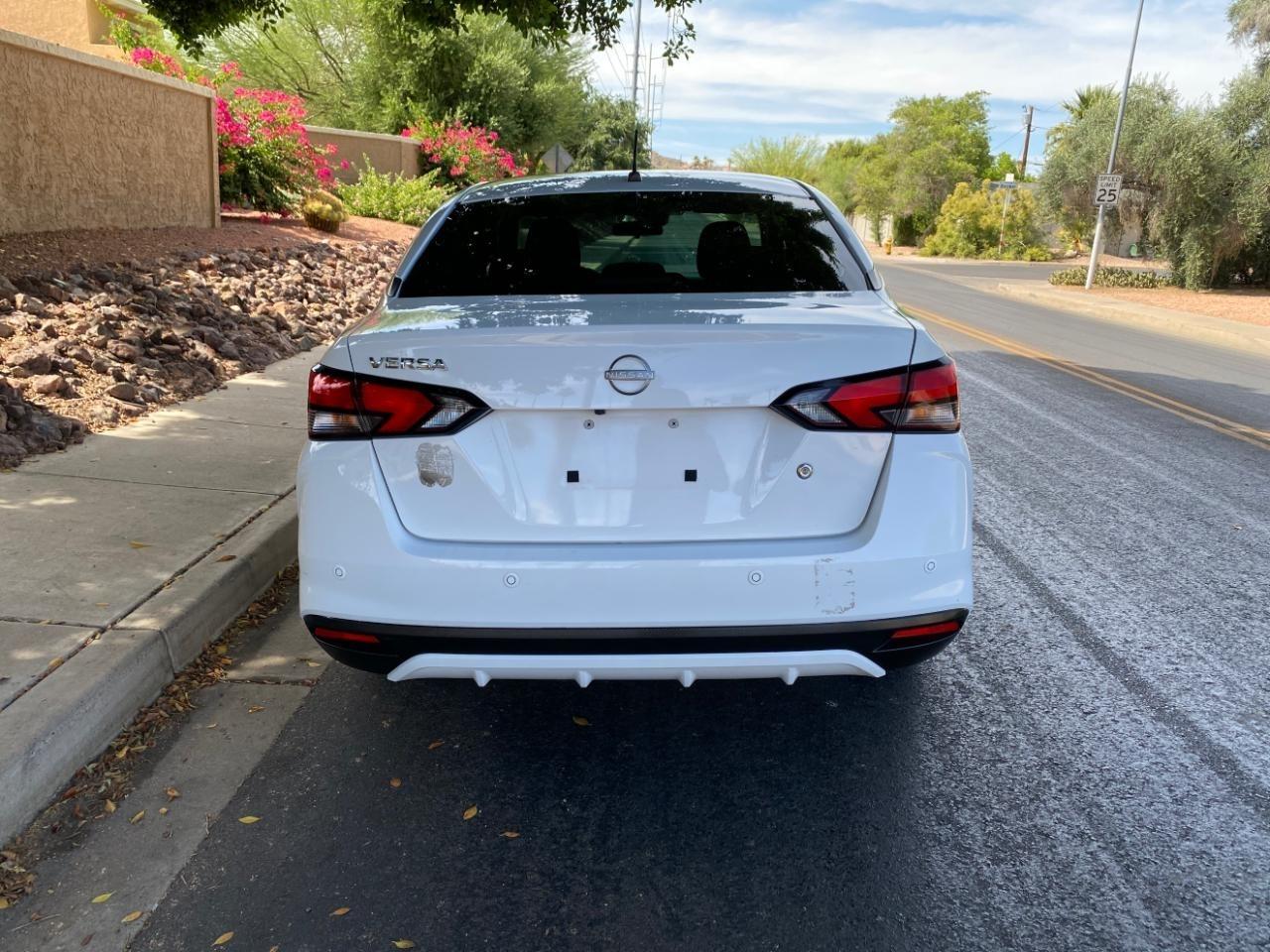 Nissan Versa S CVT 2024