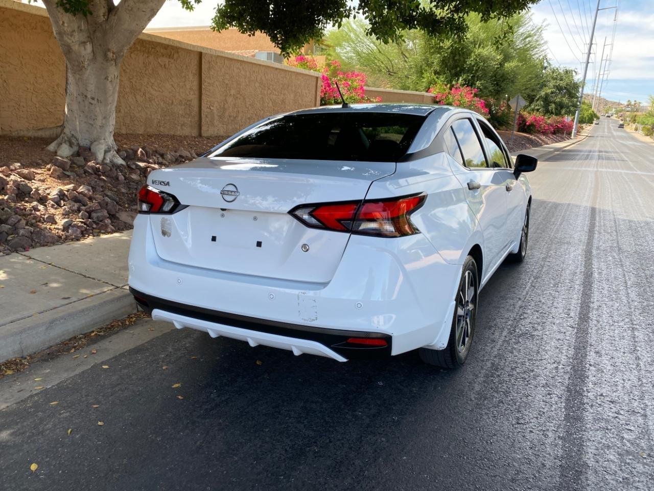 Nissan Versa S CVT 2024