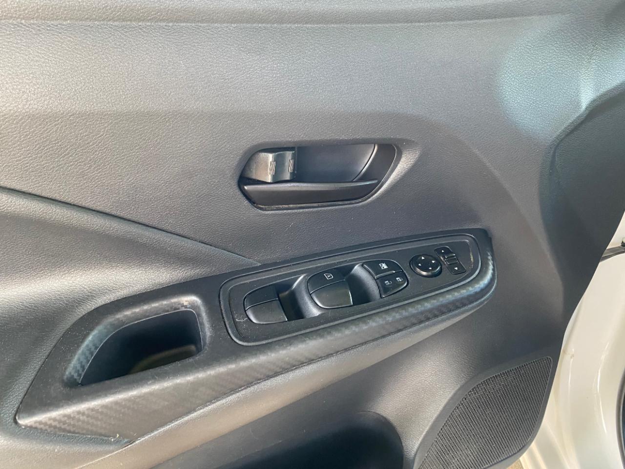 Nissan Versa S CVT 2024