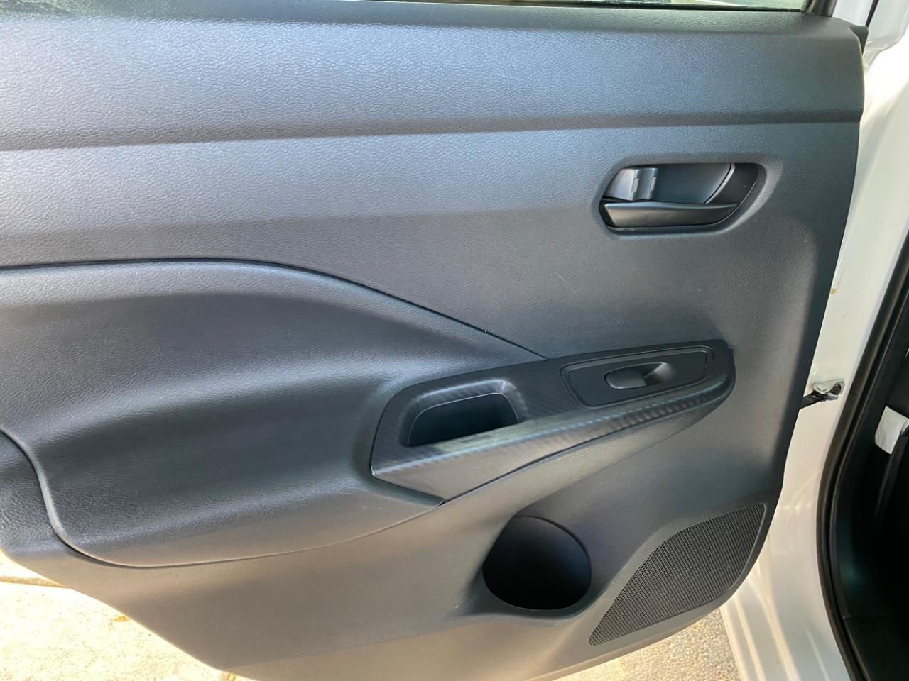 Nissan Versa S CVT 2024