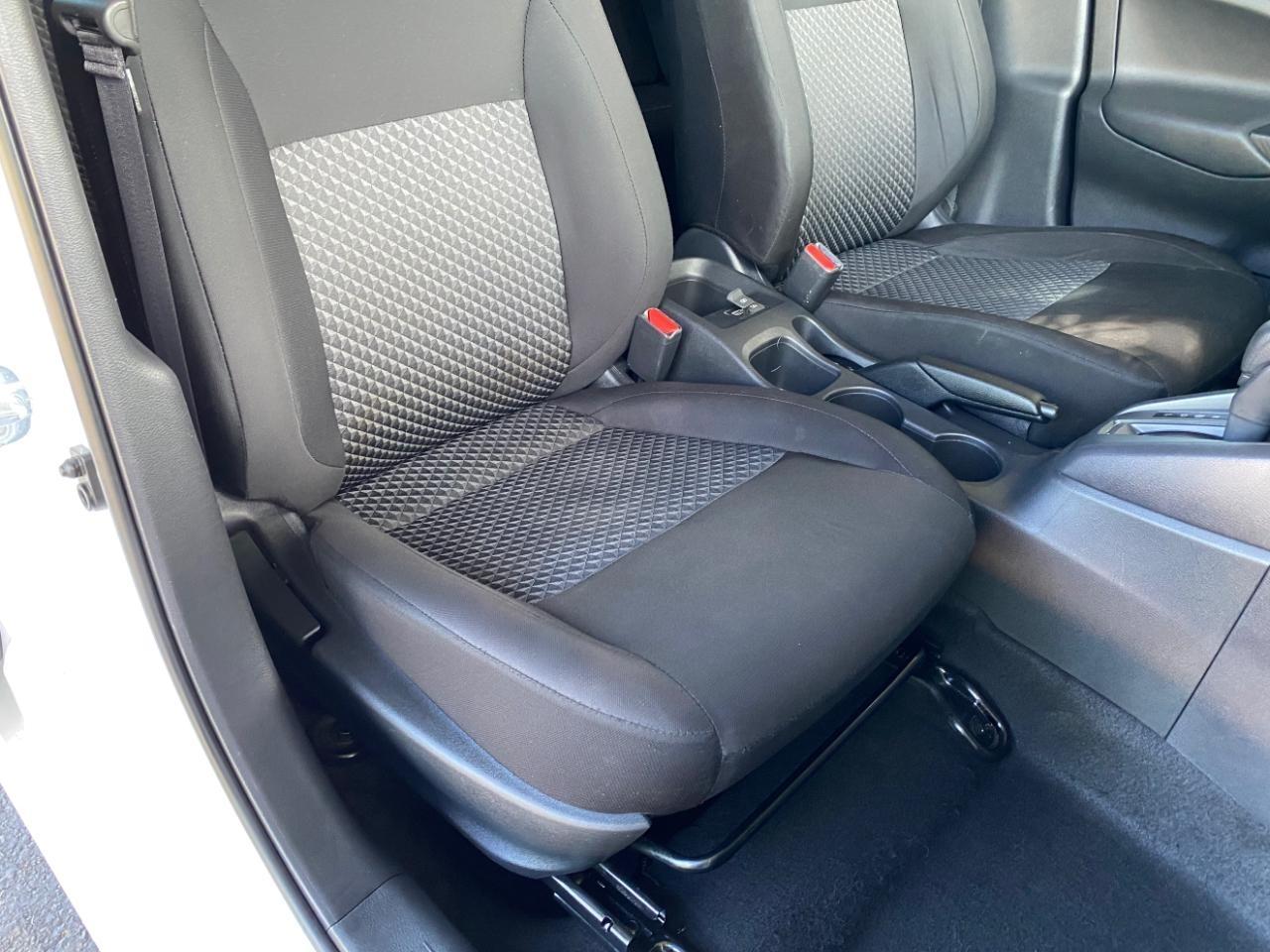 Nissan Versa S CVT 2024