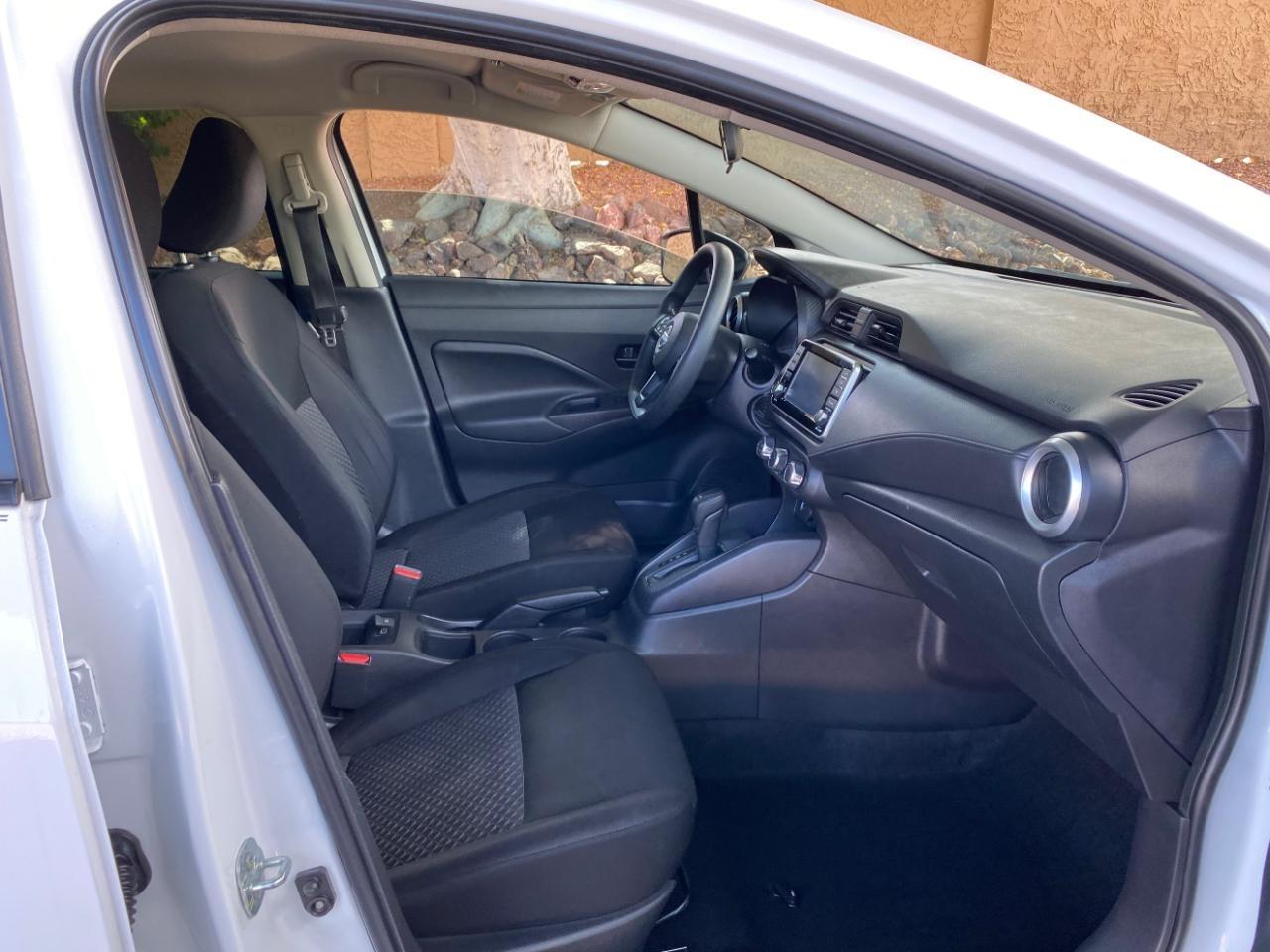 Nissan Versa S CVT 2024
