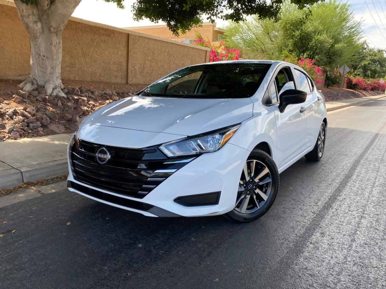 Nissan Versa S CVT 2024