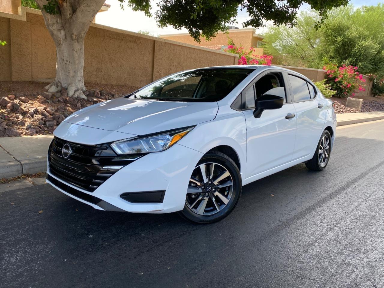 Nissan Versa S CVT 2024