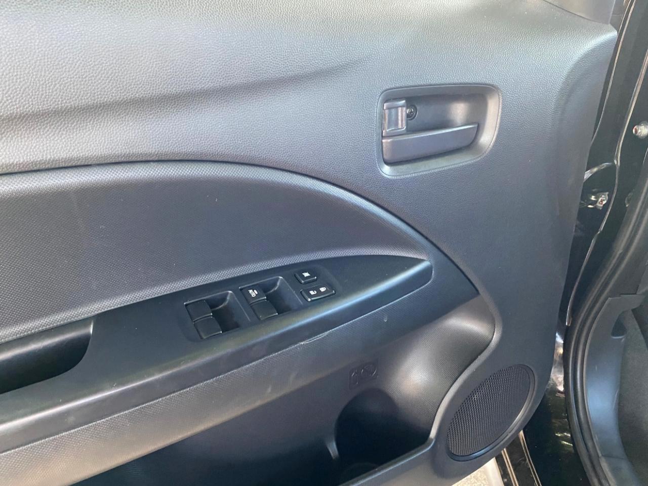 Mitsubishi Mirage LE 2024