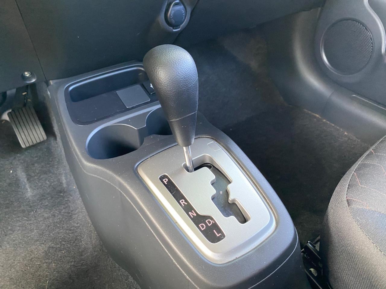 Mitsubishi Mirage LE 2024