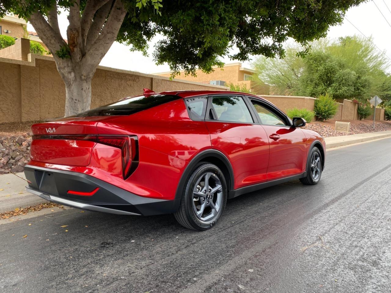 Kia K4 LXS 2025