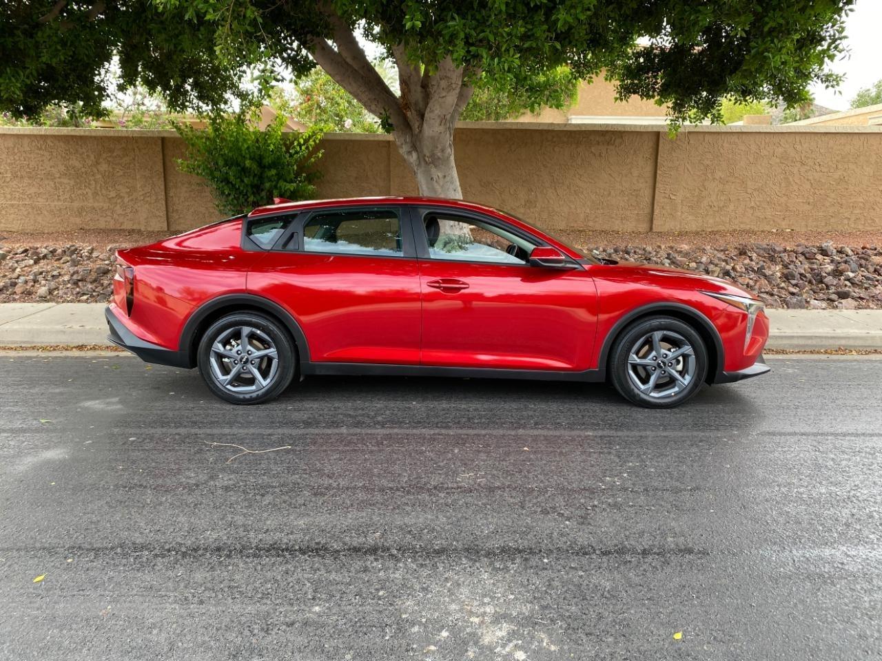 Kia K4 LXS 2025