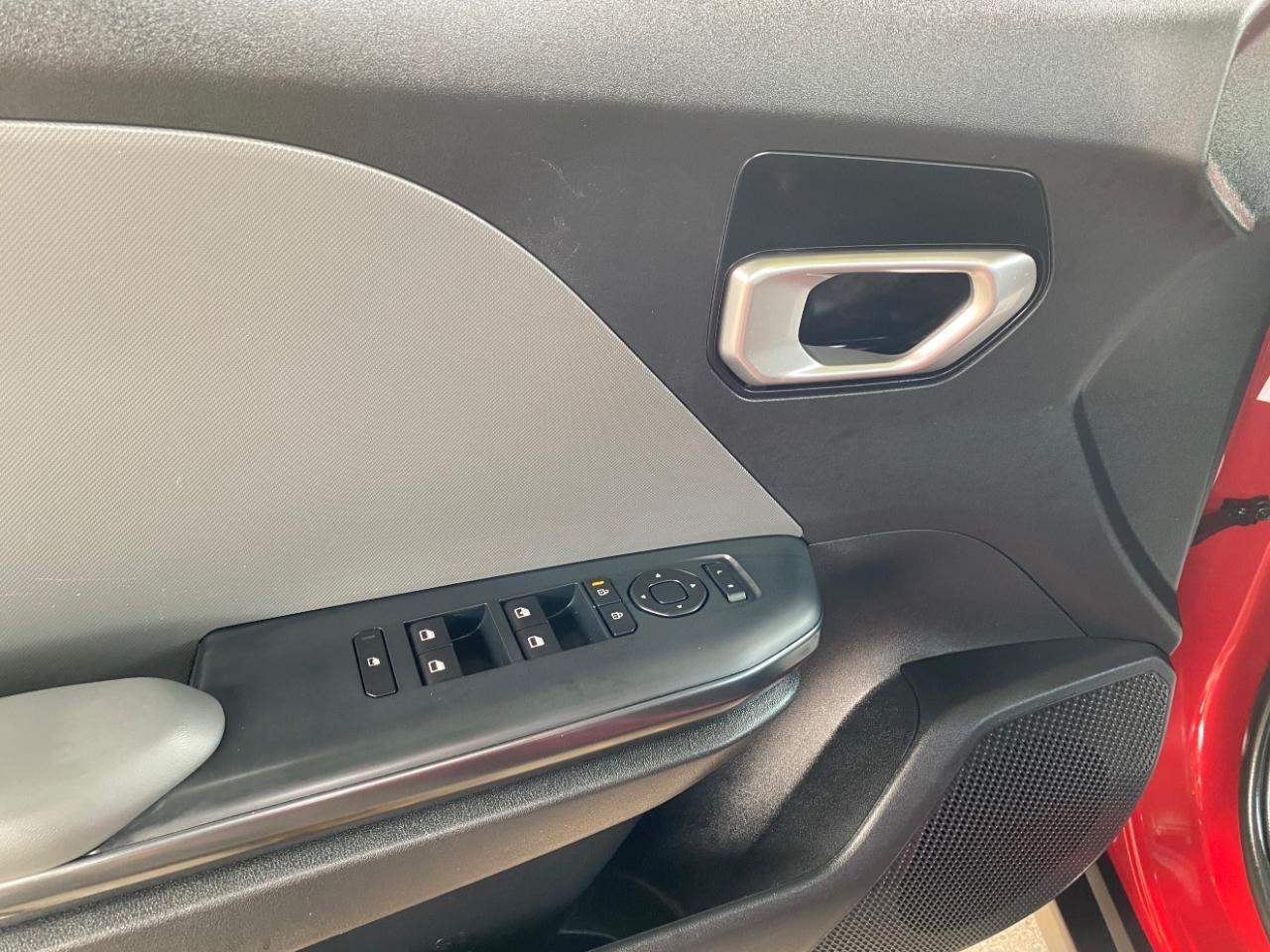 Kia K4 LXS 2025
