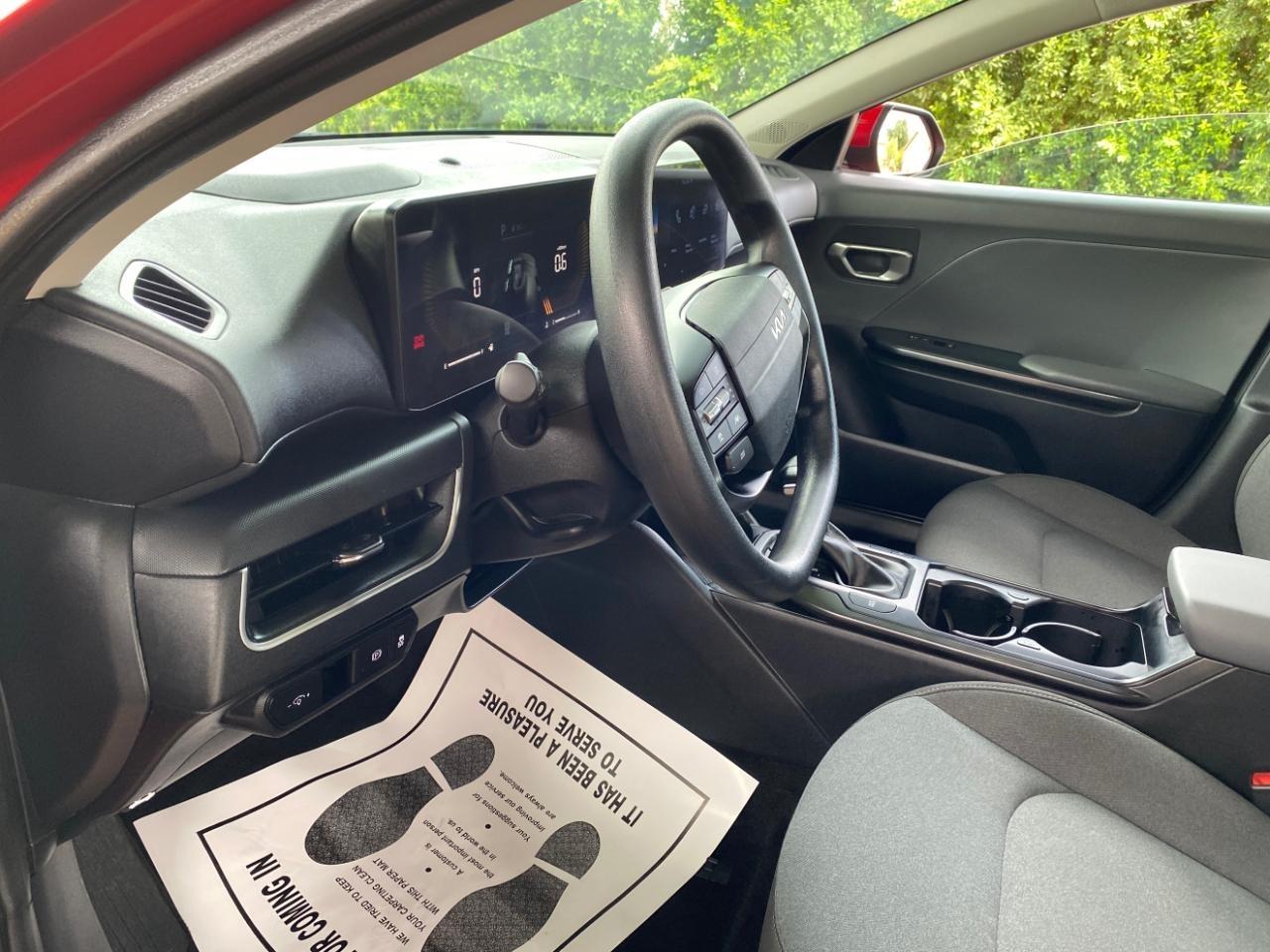 Kia K4 LXS 2025