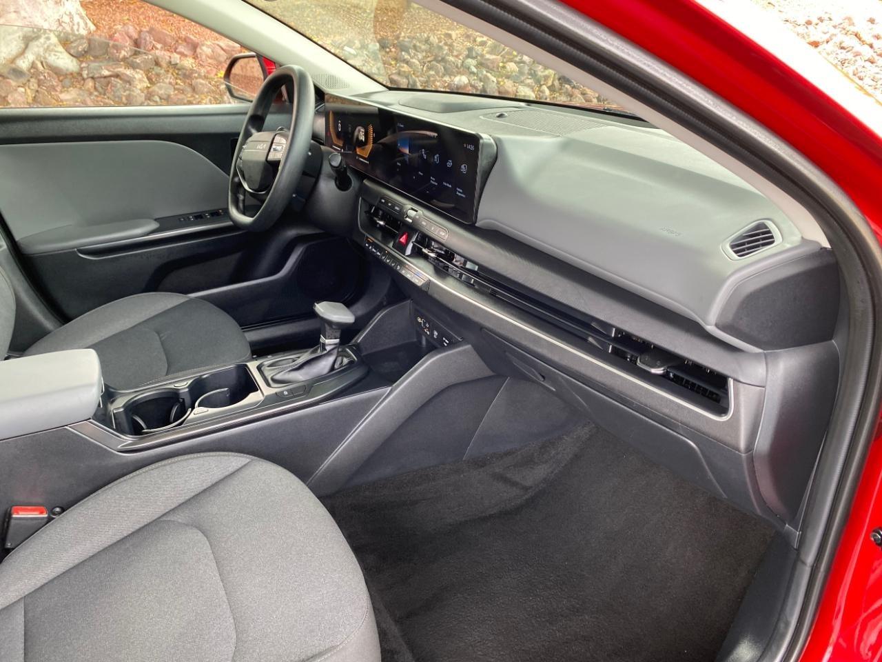 Kia K4 LXS 2025