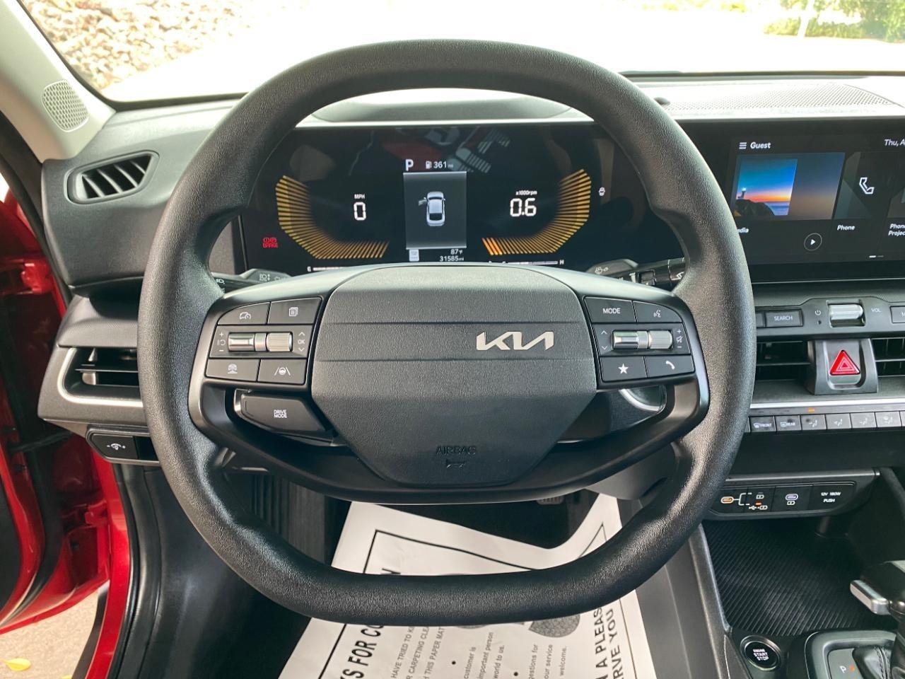 Kia K4 LXS 2025