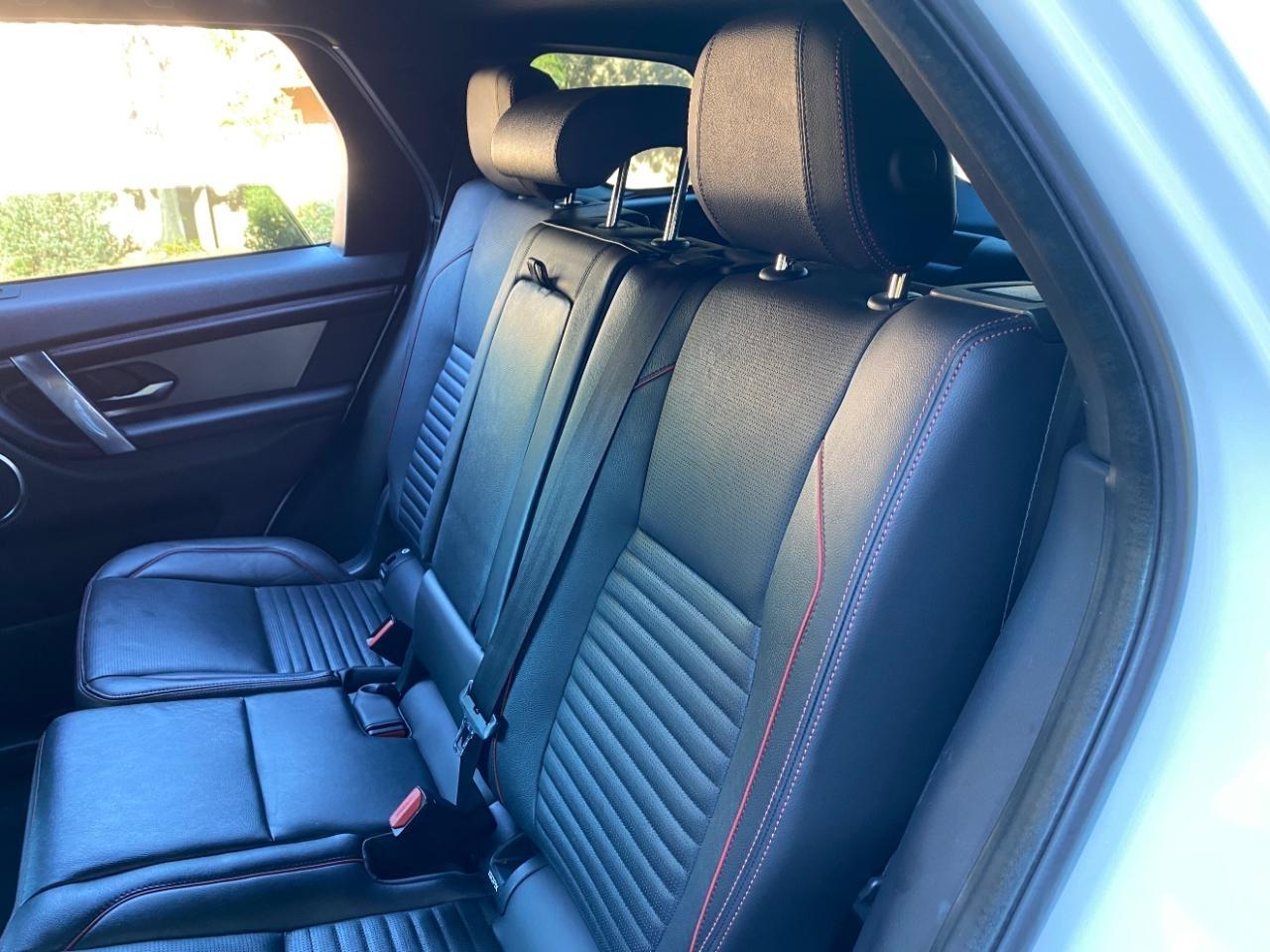 Land Rover Discovery Sport R-Dynamic SE 2022