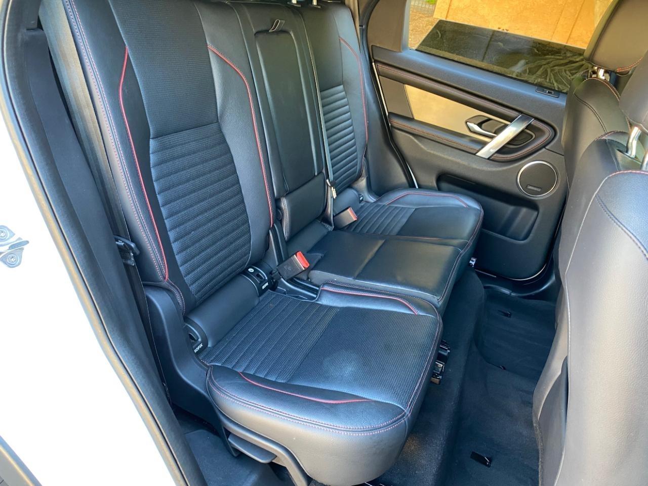 Land Rover Discovery Sport R-Dynamic SE 2022