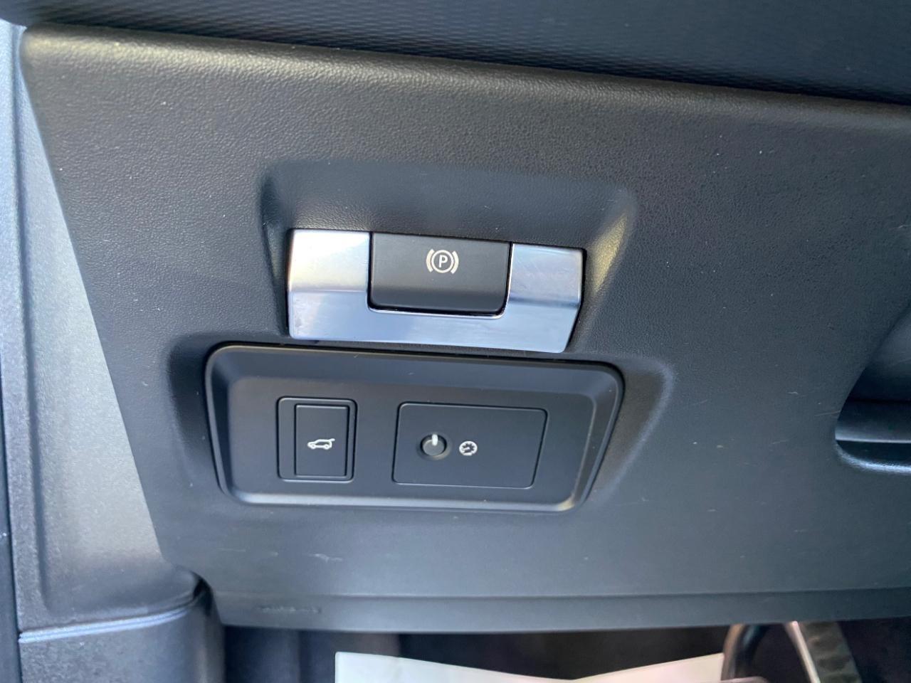 Land Rover Discovery Sport R-Dynamic SE 2022