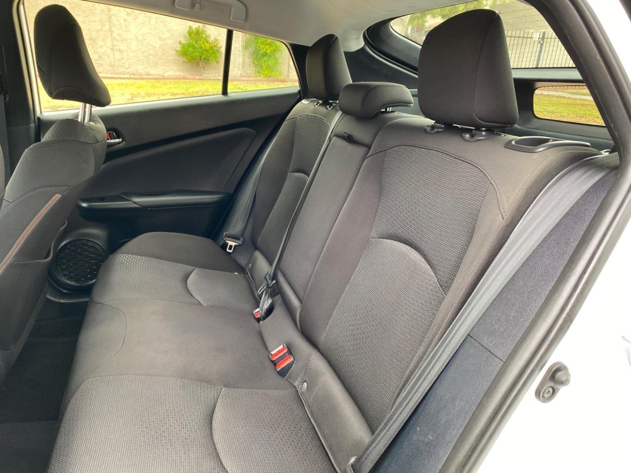 Toyota Prius LE 2022