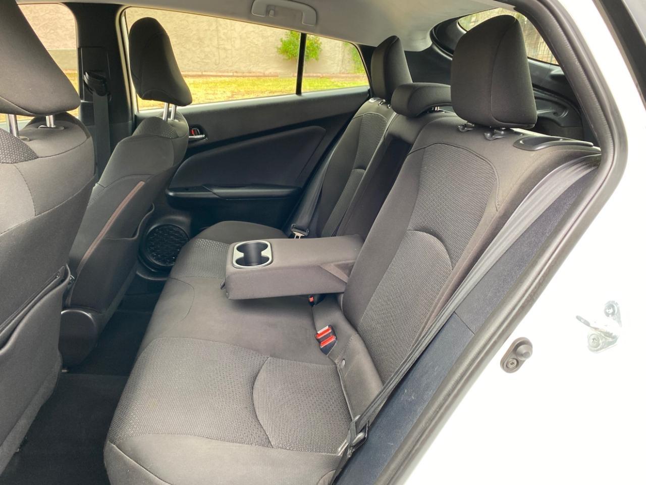 Toyota Prius LE 2022