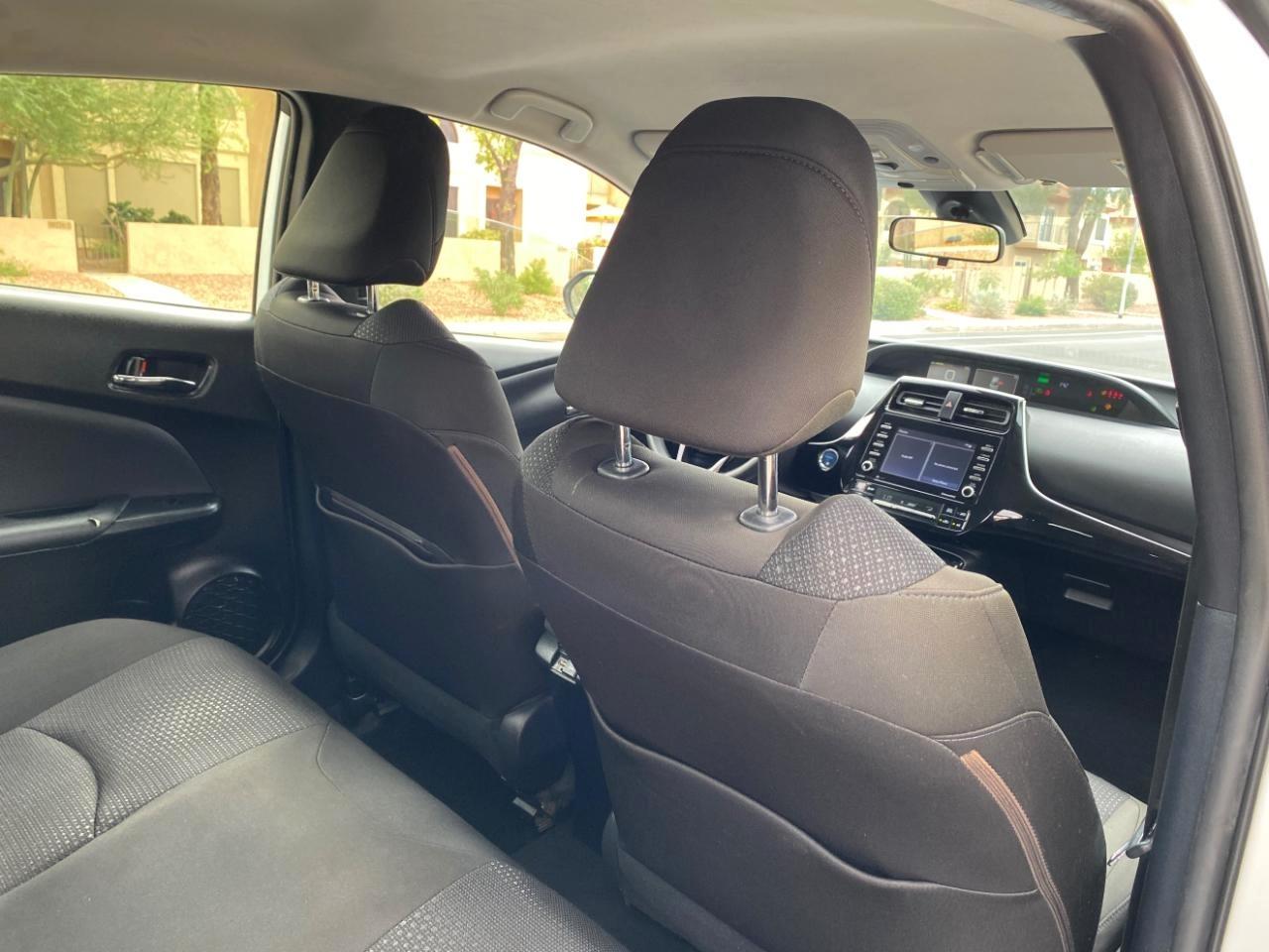 Toyota Prius LE 2022
