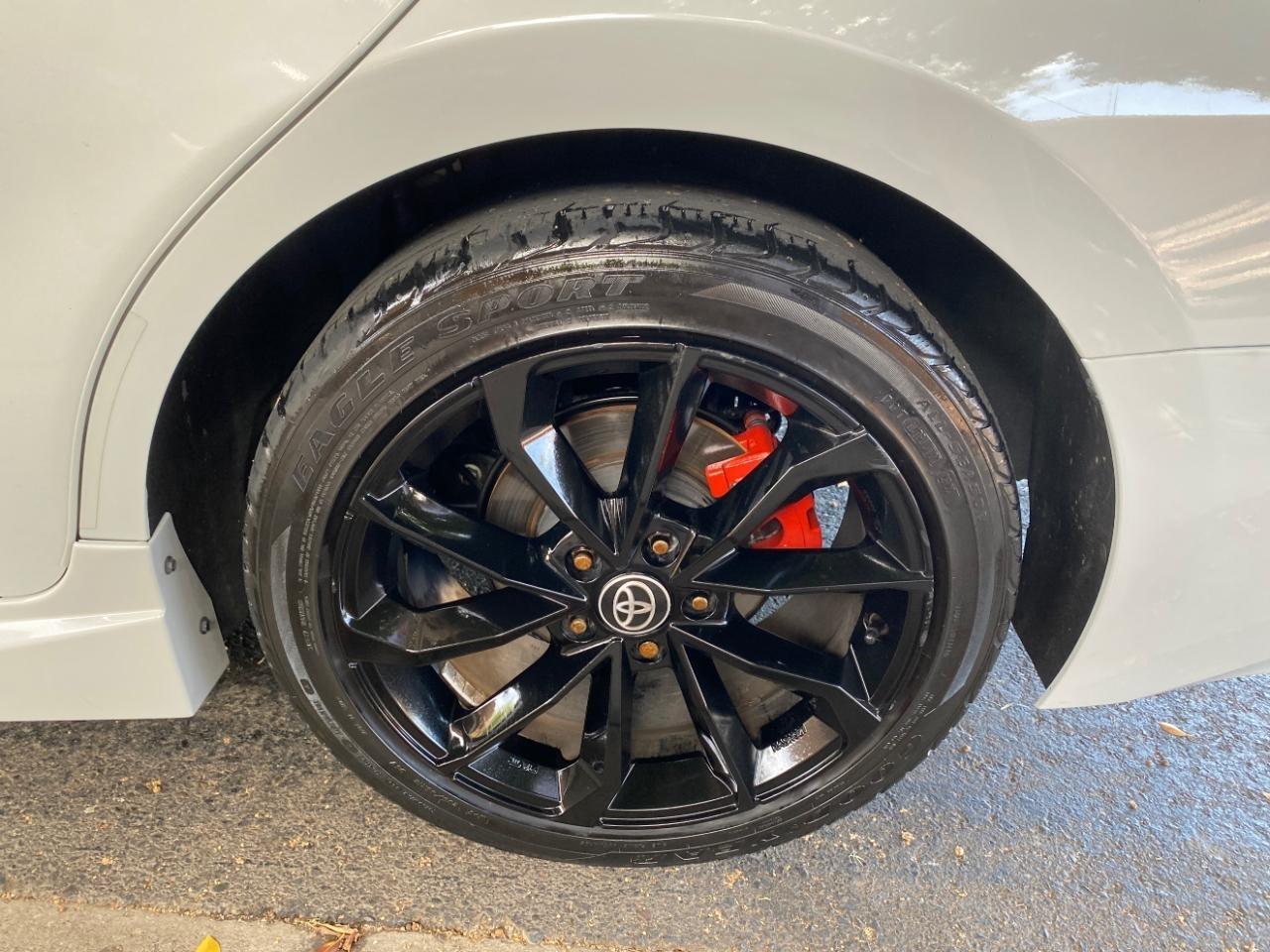 Toyota Camry SE 2023