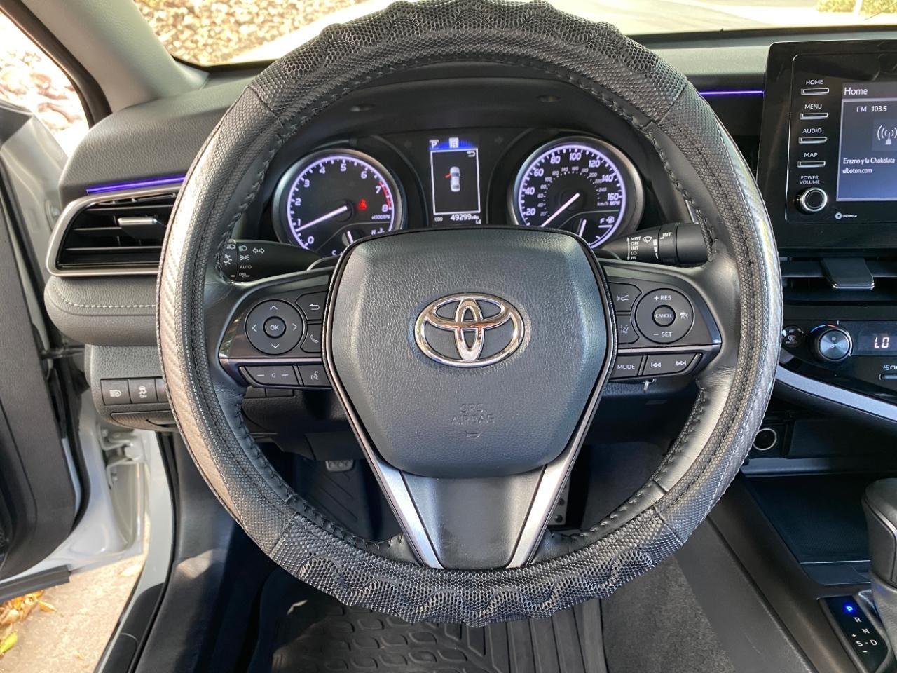 Toyota Camry SE 2023