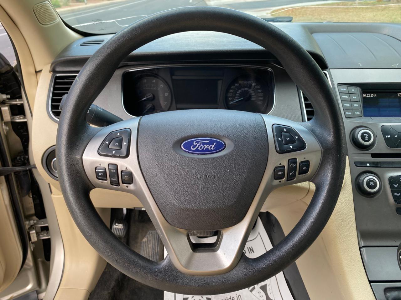 Ford Taurus SE FWD 2018