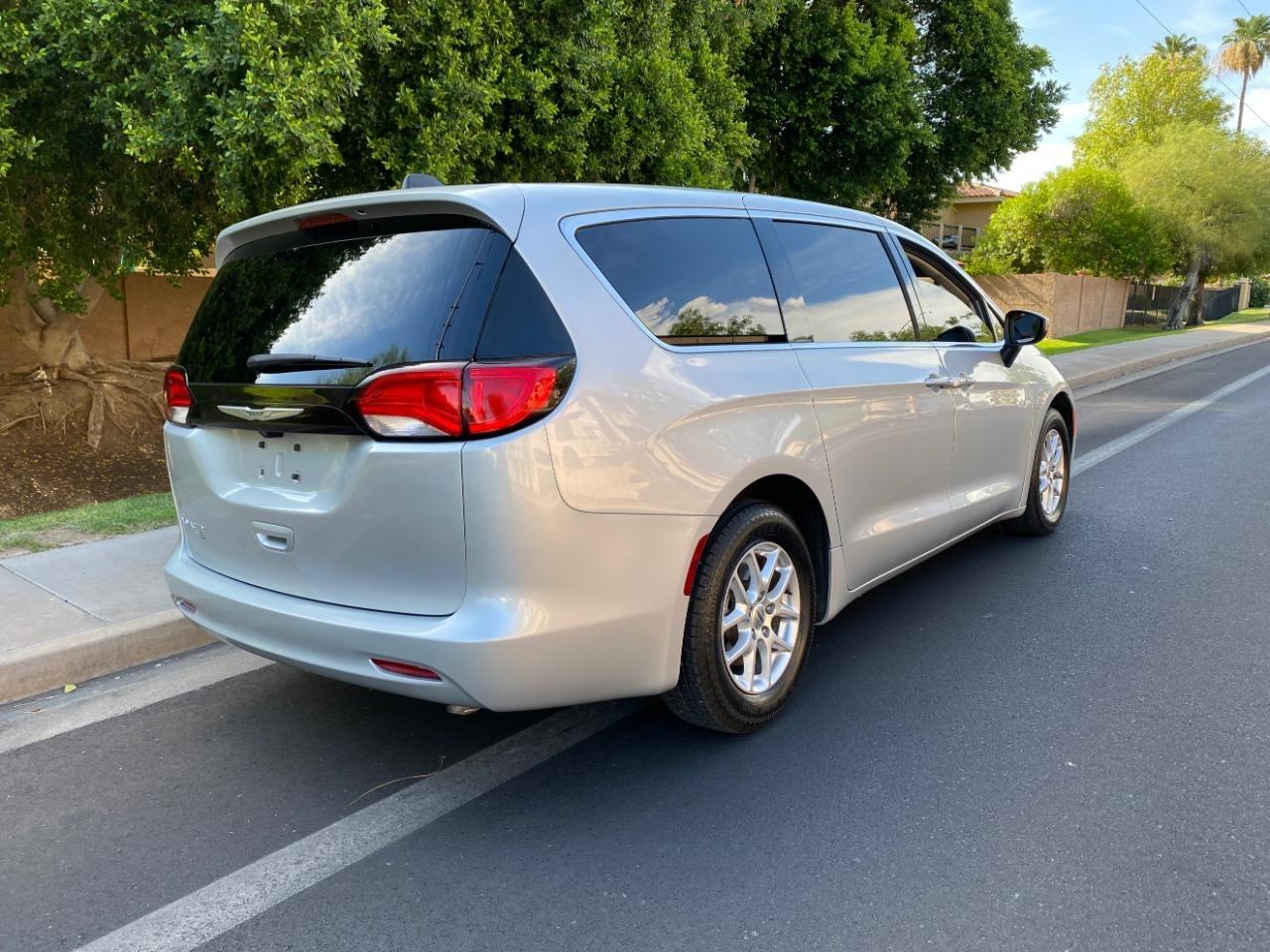 Chrysler Voyager LX 2022