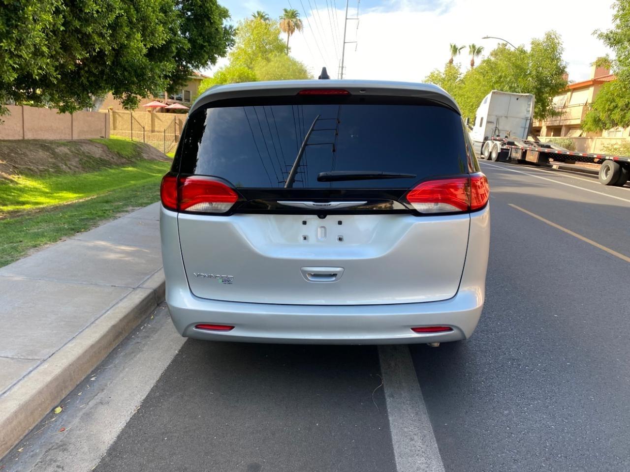 Chrysler Voyager LX 2022